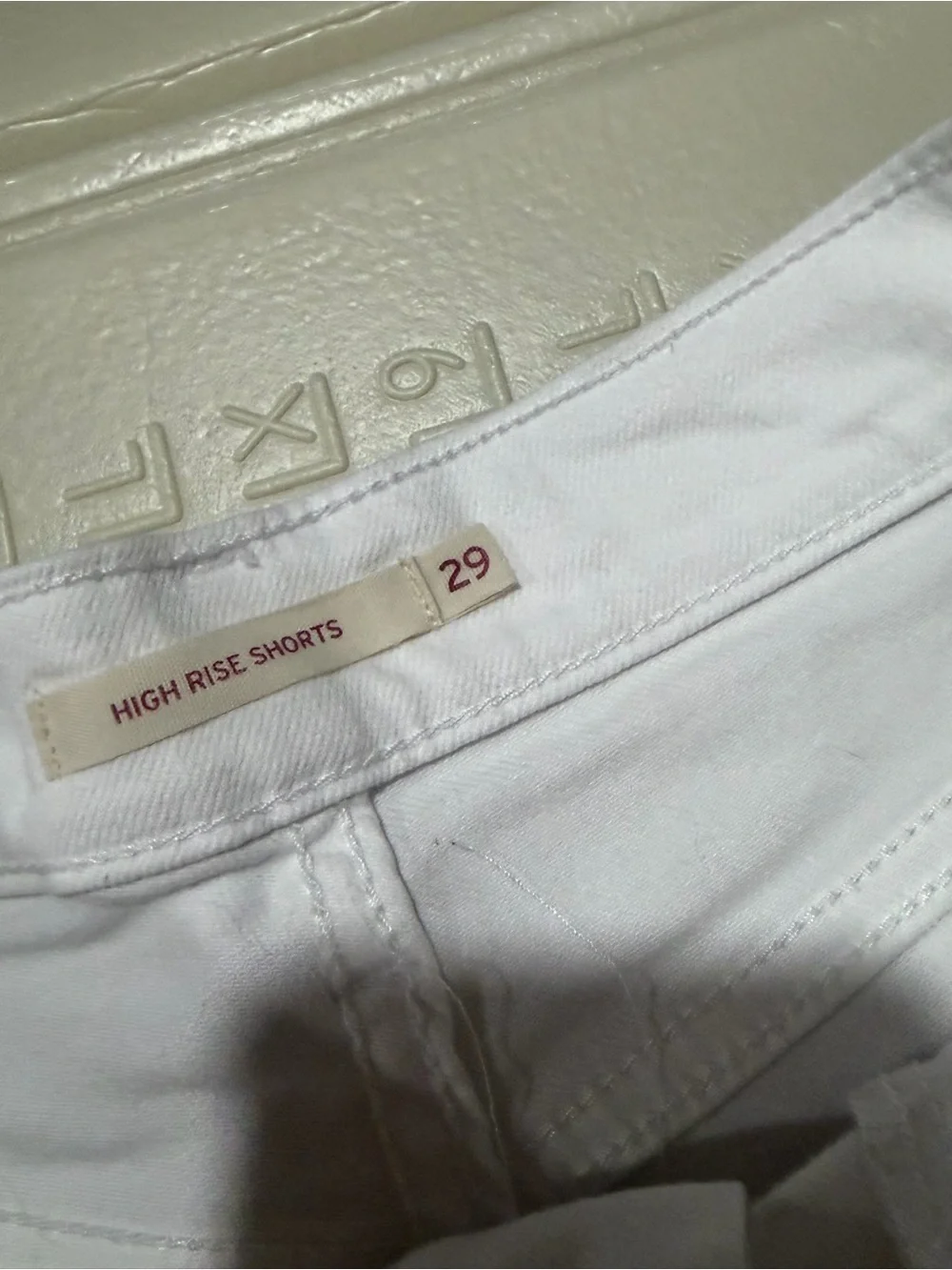 Levi's White Distressed Frayed Hem Denim Shorts